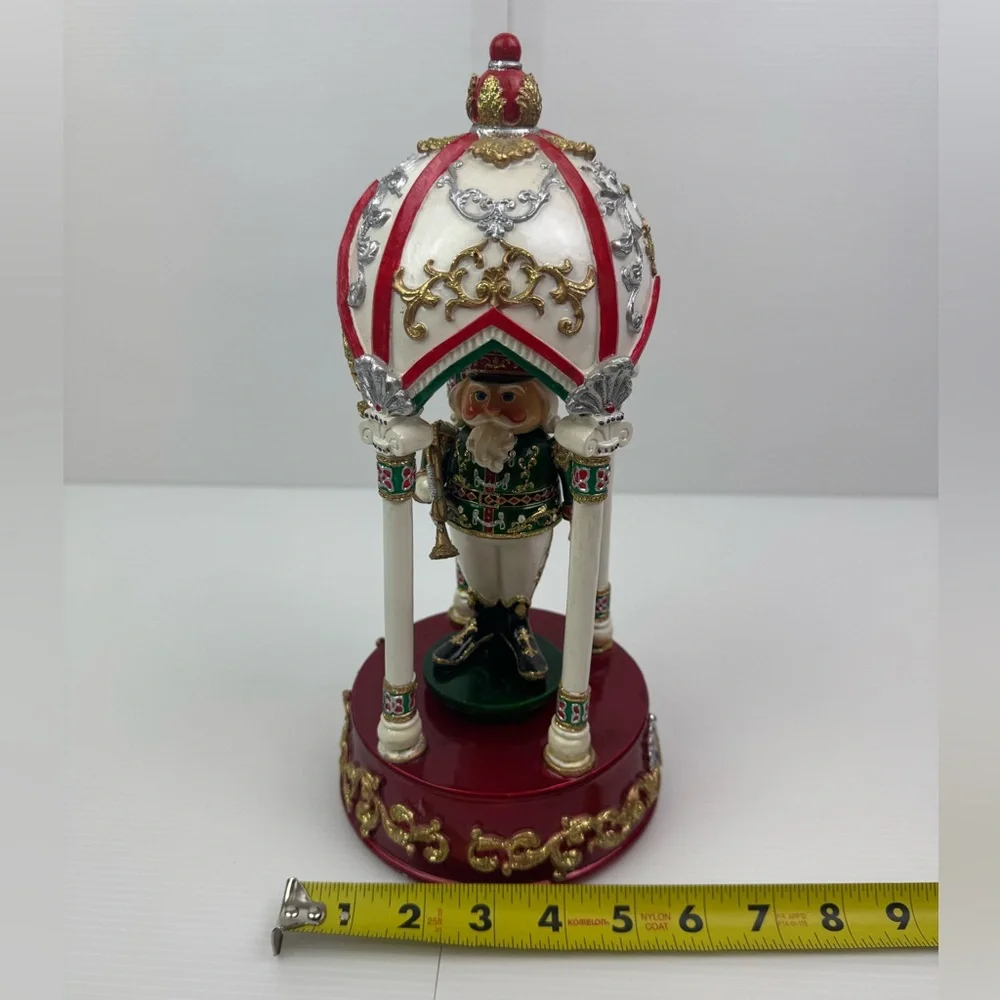 VTG Pacific Rim Resin Enamel Nutcracker Trumpet Player Musical Box 55213